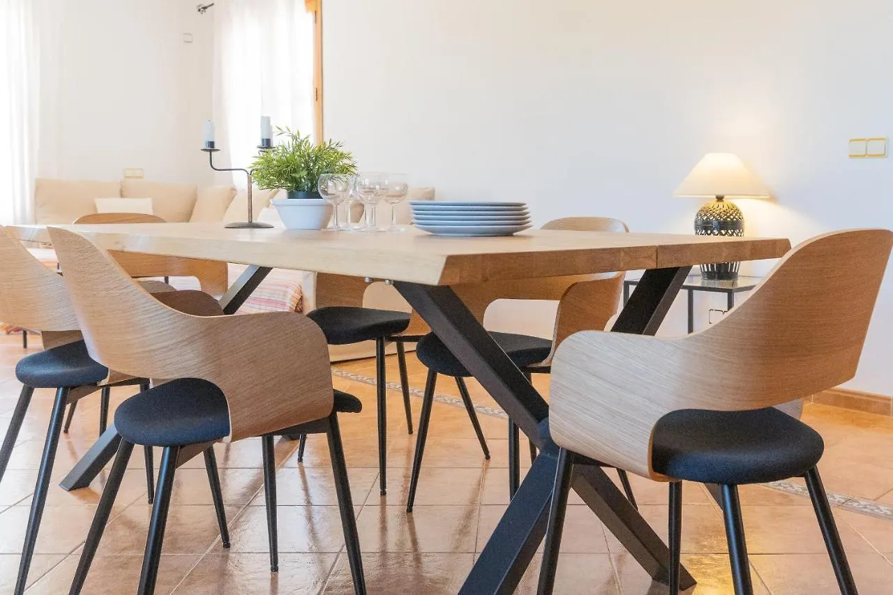 Villa Can Llinas سينييس